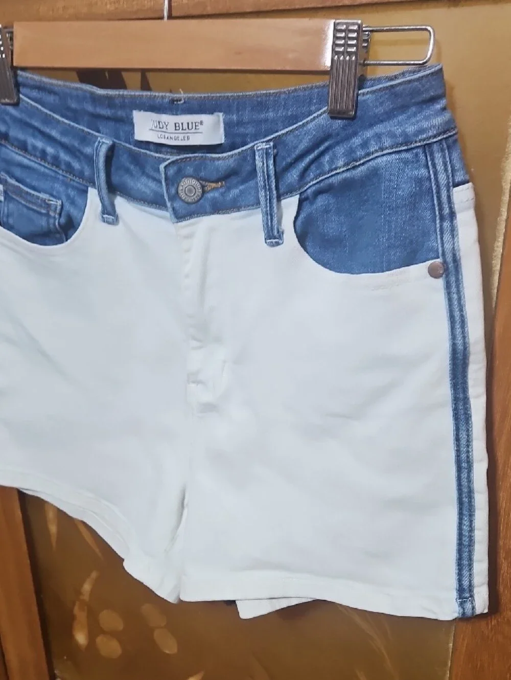 Judy Blue Annie Color Block High Rise Denim Shorts Two Tone White Blue M